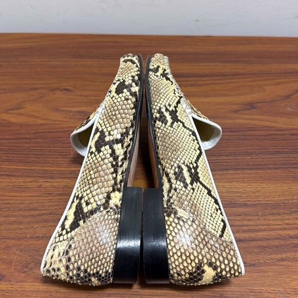 Diane B. Milano Snakeskin Moccasin Style Loafers in Tan & Brown. Size 37. - Picture 6 of 8